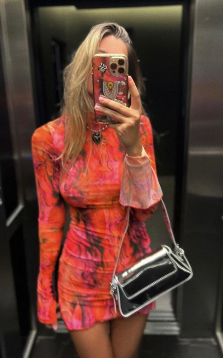 vestido iconic 2