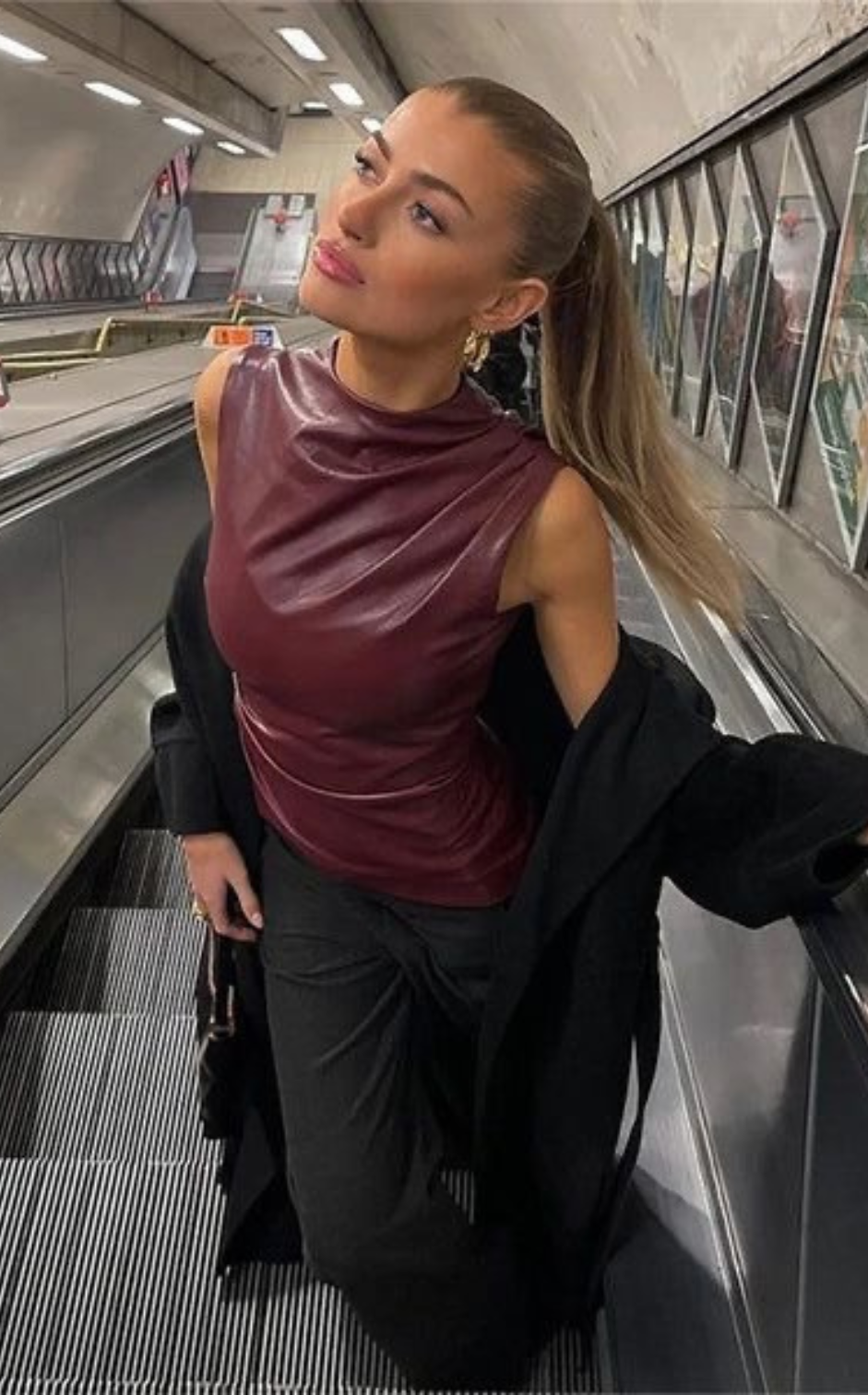 top lizzie cherry